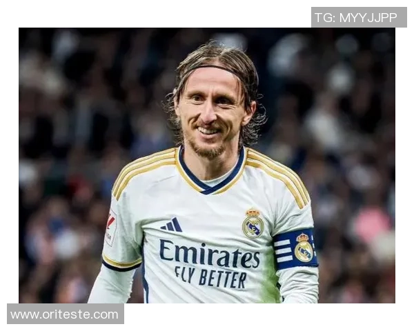 莫德里奇：足球场上的艺术家与战术大师的完美结合